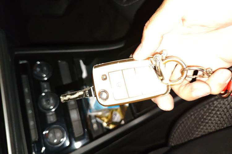 Used Volkswagen Touran 2018 Volkswagen Touran L 280TSI DSG Comfort Edition 7 Seats China V Emission Standard