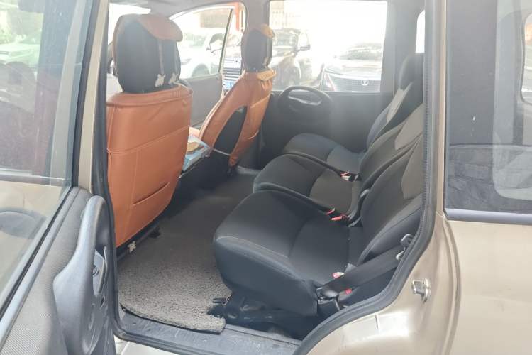 Used Zotye M300 2010 1.6L Gasoline Standard Edition 5 Seats