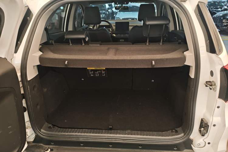 Used BYD Yuan New Energy 2019 EV360 Smart Connect Enjoyment Model
