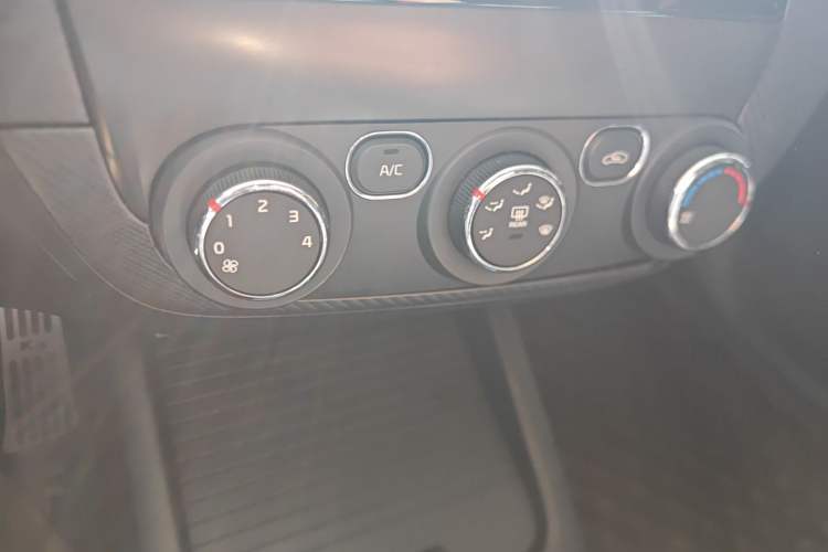 Used Kia K3 2016 1.6L Automatic with Sunroof
