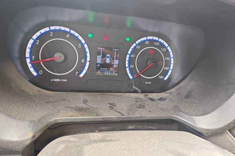 Used CHANGAN KAICHENG Ounuo S 2019 1.5L Ouno S Standard Model China VI JL473QG Odometer Close Up