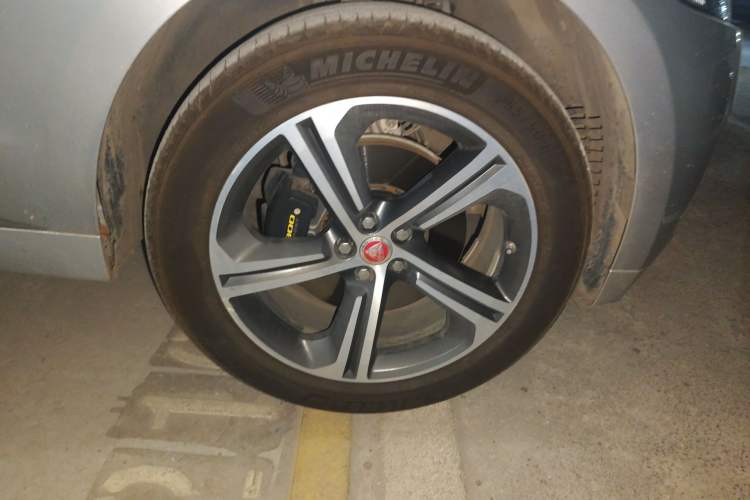 Used Jaguar F-PACE 2020 300-Sport Sports Edition