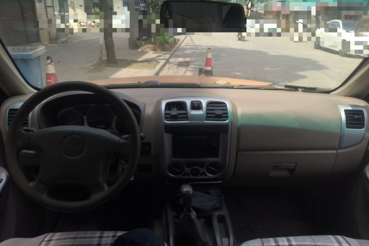 Used JMC Baodian 2016 2.8T New Value-Added Diesel Two-Wheel Drive Standard Version Long Wheelbase – JX493ZLQ4G Headliner