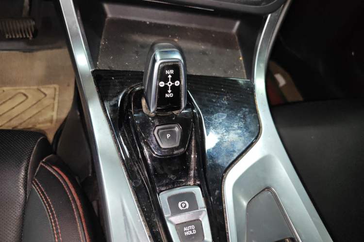 Used Lynk & Co 01 2019 2.0T Two-Wheel Drive Zhaopu Version China V Standard
