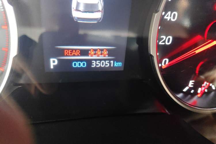 Used Toyota Wildlander 2022 2.0L CVT Two-Wheel Drive Luxury PLUS Edition Odometer Close Up