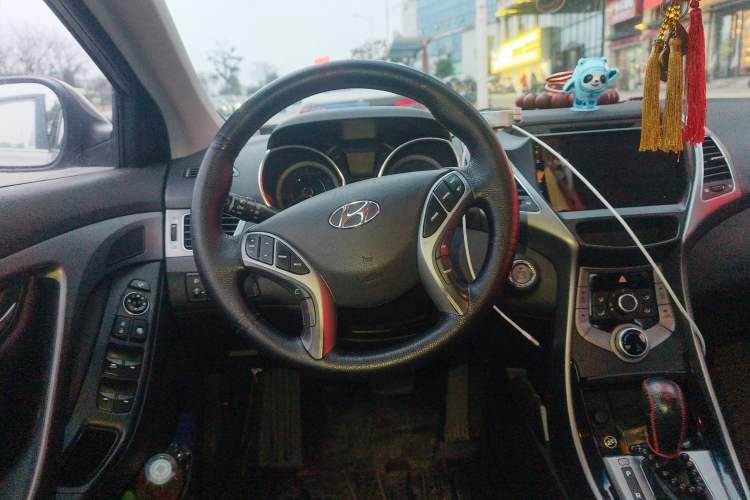 Used Hyundai Elantra (5th Generation / Langdong) 2015 1.6L Automatic Leading Model
