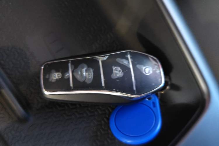 Used BYD Song Pro New Energy 2025 Second-Generation Intelligent Driving Version DM-i 115KM Superior Trim Vehicle Key