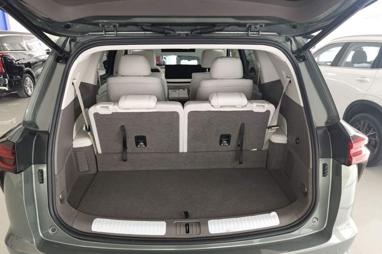 Used Wey Lanshan 2025 Four-Wheel Drive Max