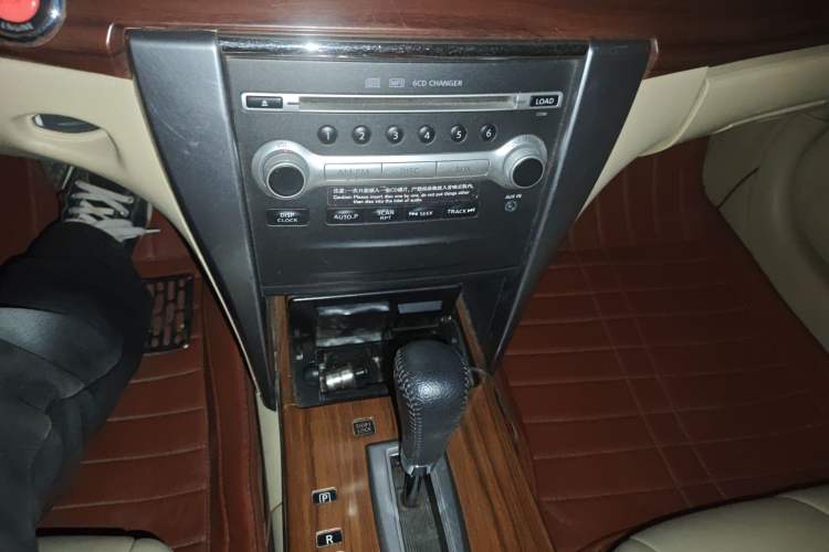 Used Nissan Teana 2011 2.0L XL-NAVI Smart Edition Gear Lever