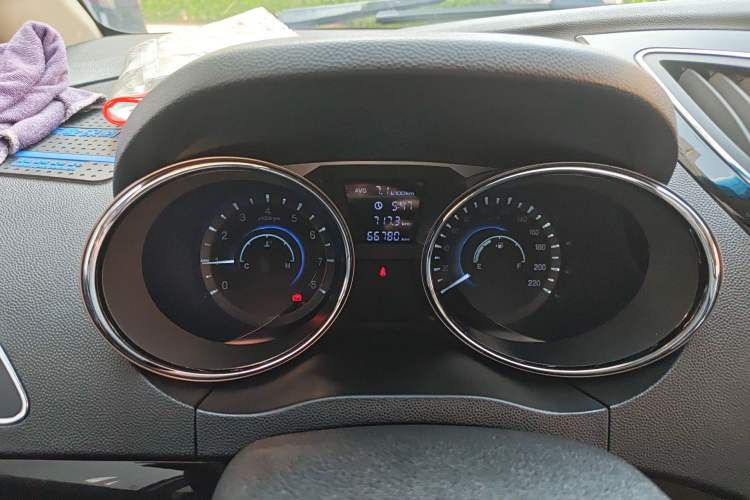 Used JAC Group Refine M2 2013 1.5L Manual Comfort Model 5 Seats
