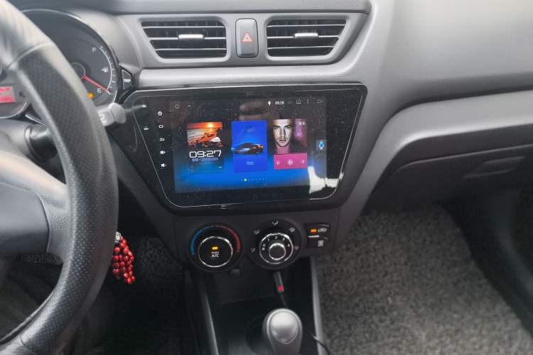 Used Kia K2 2012 Sedan 1.4L Automatic GLS Commemorative Edition Audio And AC Panel