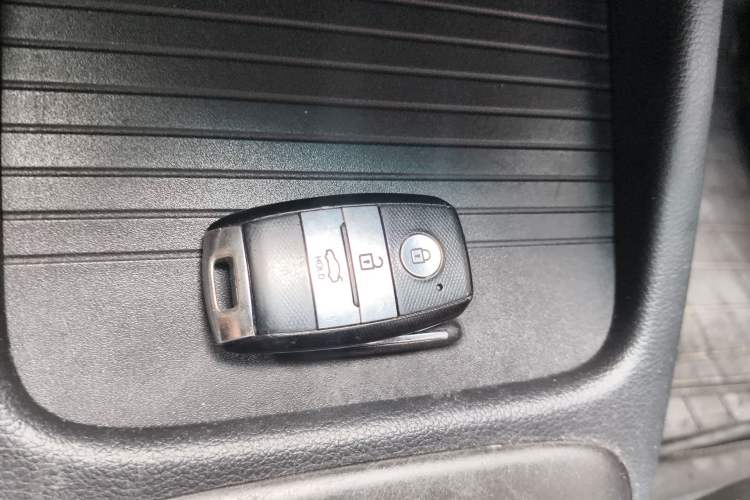 Used Kia K3 2013 1.6L Automatic Premium Vehicle Key