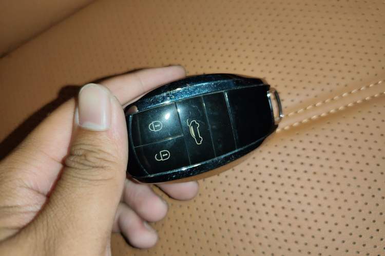 Used Bentley Bentayga 2018 4.0T V8