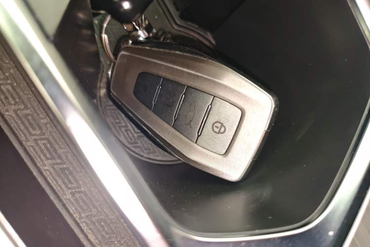 Used Geely Auto Coolray 2019 Sport Model 260T DCT Battle China V Standard
