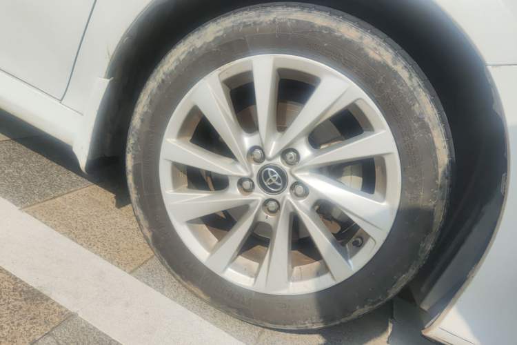 Used Toyota Camry 2021 2.0G Luxury Edition