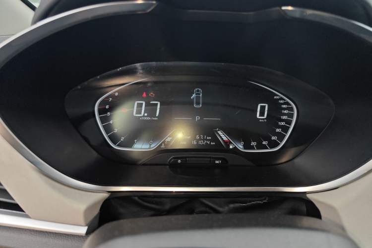 Used Baojun 360 2019 1.5L CVT Luxury Model China VI Emission Standard