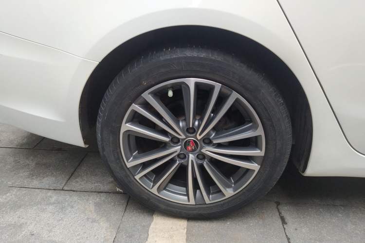 Used Roewe i6 2020 PLUS 1.6L CVT 4G Connected Glory Flagship Edition