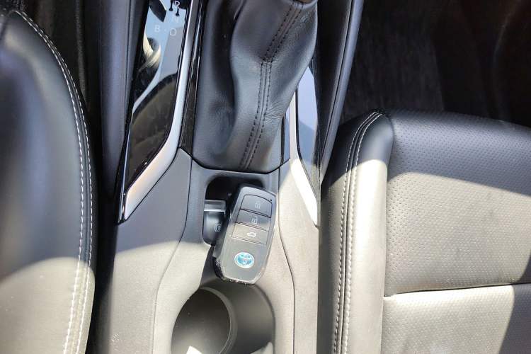 Used Toyota Corolla 2023 1.8L Smart Electric Hybrid Dual-Motor Pioneer Edition Vehicle Key