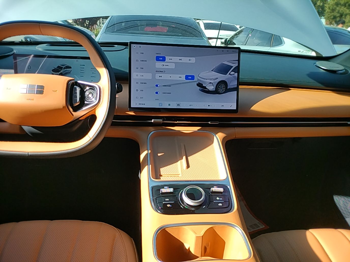 Geely Galaxy Xingjian 7 EM-i 2025 120km Exploration+ Version — снимка 15