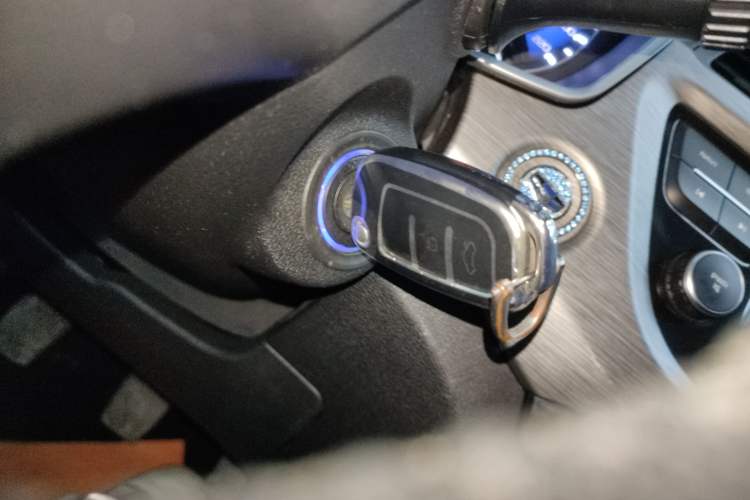 Used Geely Auto Vision X3 2017 1.5L Manual Luxury Model