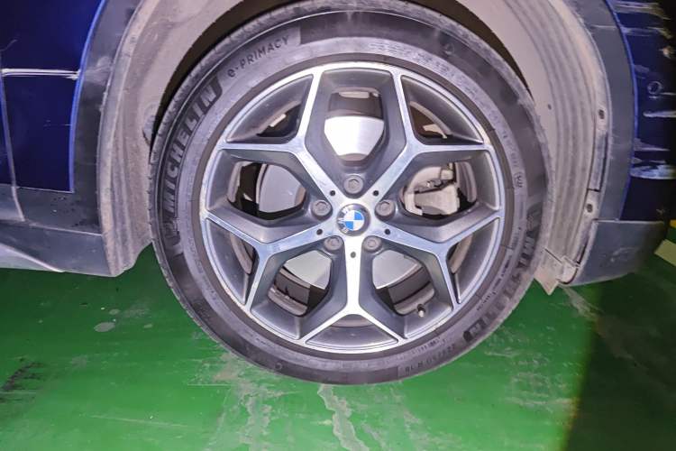 Used BMW X1 2016 xDrive20Li Luxury Model