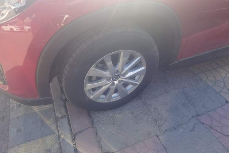 Used Mazda CX-5 2015 2.0L Automatic Two-Wheel Drive Urban Version