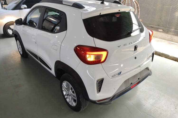 Used Venucia e30 2020 Elite Version Rear Left 45 Deg