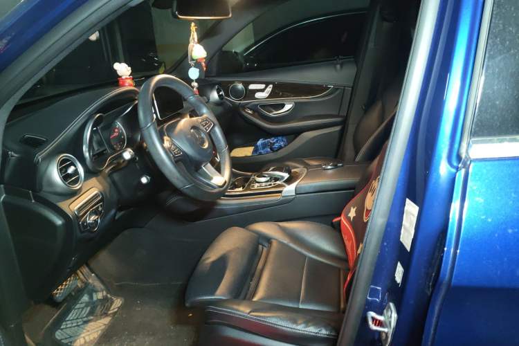 Used Mercedes-Benz GLC 2019 GLC 260 L 4MATIC Dynamic Model