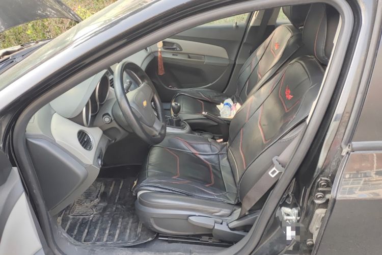 Used Chevrolet Cruze 2013 1.6L SL MT
