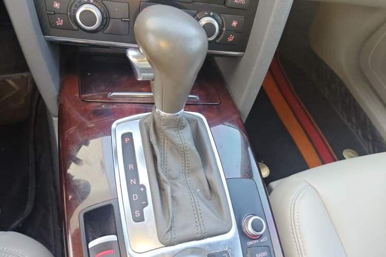 Used Audi A6L 2010 2.4L Technology Edition Gear Lever