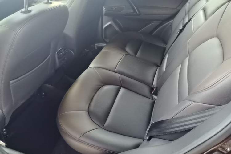 Used GAC Trumpchi GS4 2017 235T Automatic Two-Wheel Drive Elite Edition Left Rear Seat