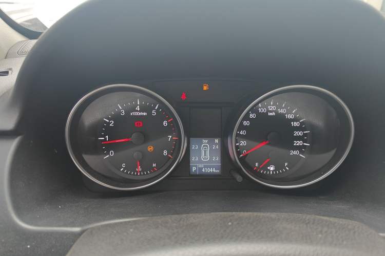 Used Haval M6 2019 1.5T DCT Two-Wheel Drive Elite Version China VI Standard
