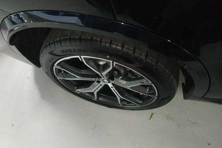 Used BMW X5 2023 xDrive 30Li Luxury M Sport Night Edition Package