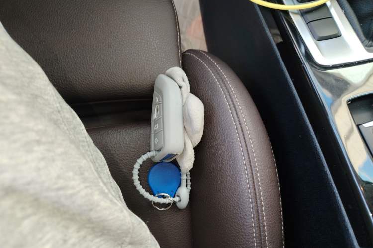 Used BMW 1 Series 2019 118i M Sport Package Vehicle Key