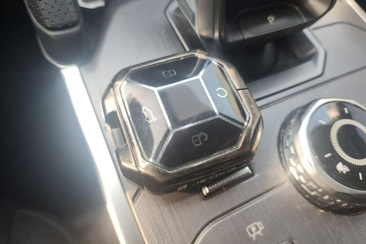 Used JETOUR Traveler 2023 1.5T Two-Wheel Drive Discovery PRO