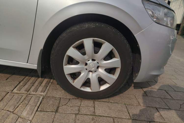 Used Peugeot 301 2014 1.6L Manual Comfort Edition