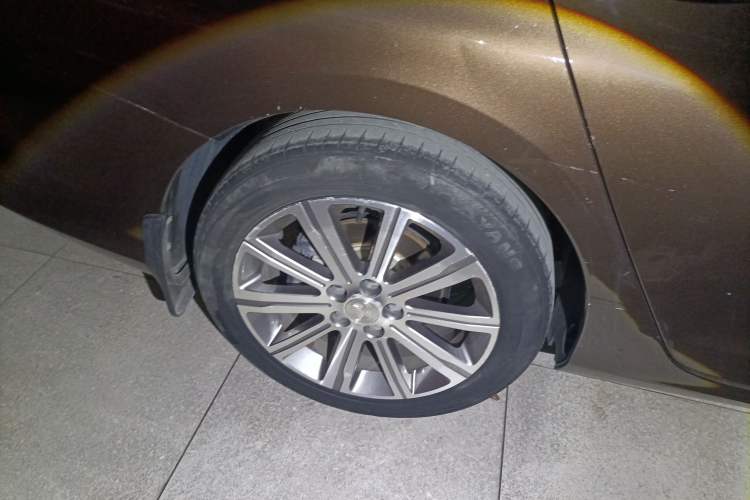 Used Peugeot 408 2015 1.2T Automatic Luxury Edition Exterior 5