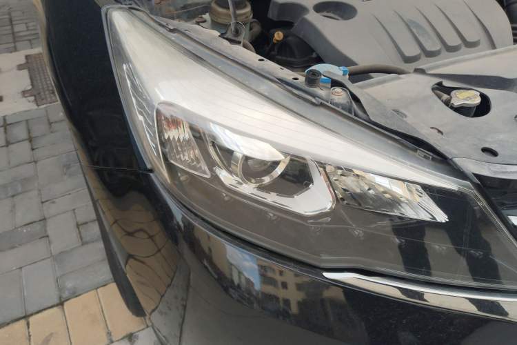 Used Zotye Z300 2016 1.5L Manual Elite Version