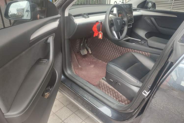 Used Tesla Model Y 2024 Rear-Wheel-Drive Version