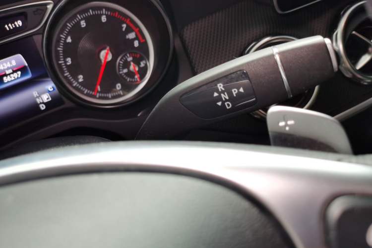 Used Mercedes-Benz GLA 2019 GLA 200 Fashion Model Gear Lever