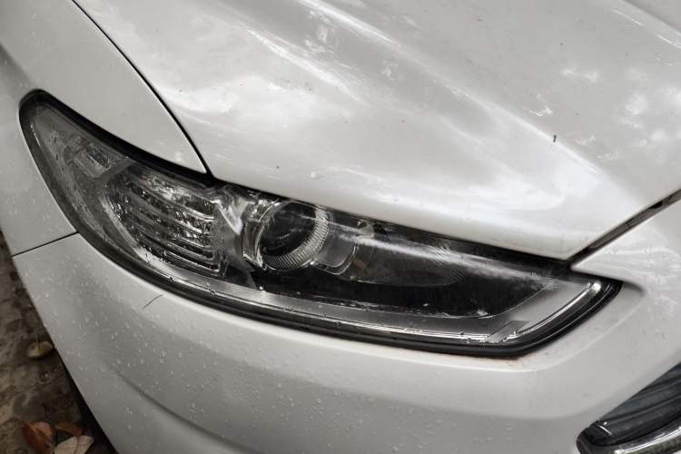 Used Ford Mondeo 2013 2.0L GTDi 200 Fashion Edition Right Front Headlight