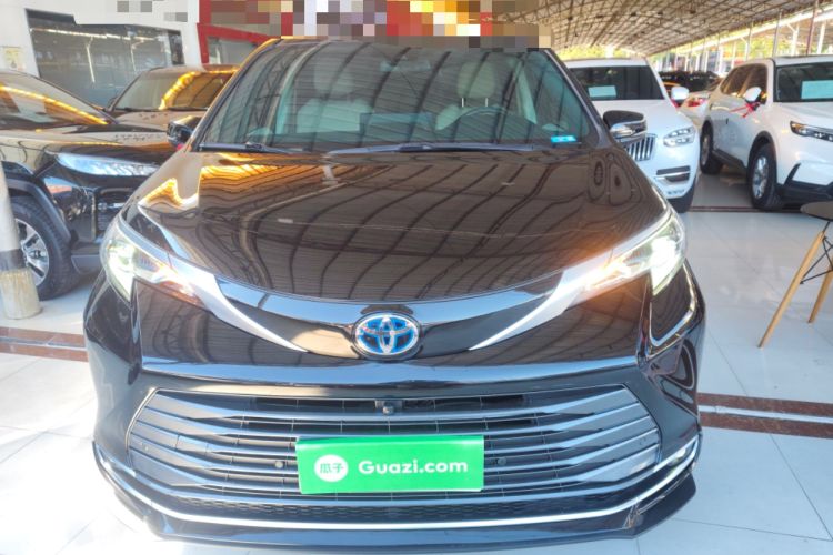 Used Toyota Sienna 2021 2.5L Hybrid Ultimate Edition