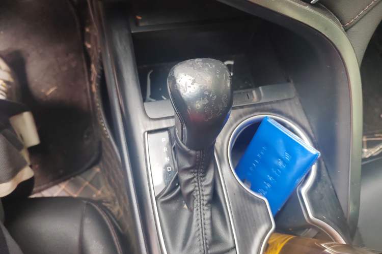 Used Toyota Camry 2021 Dual-Motor 2.5 HGVP Leading Edition Gear Lever