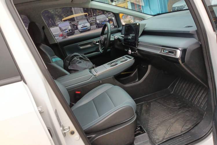 Used AION Y 2023 Plus 510 Smart Edition
