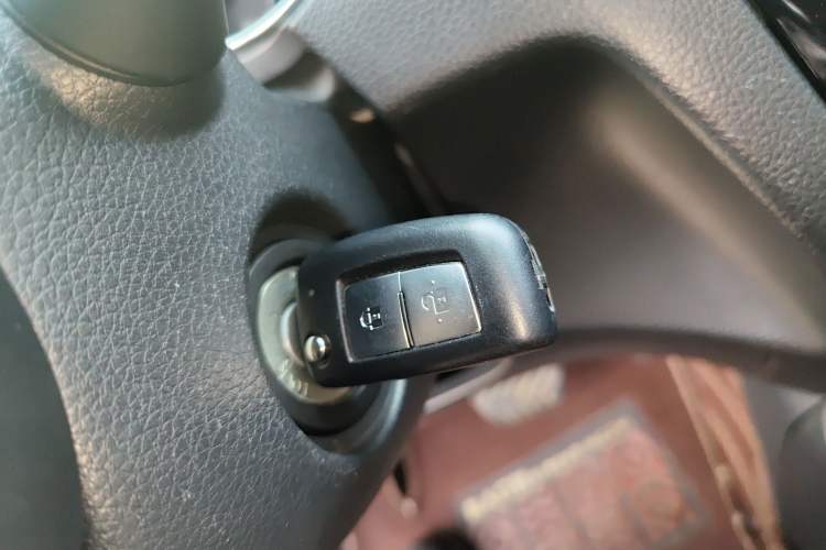 Used Nissan Qashqai 2016 2.0L CVT Elite Edition Vehicle Key