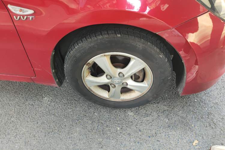 Used Hyundai Verna (older generation) 2014 1.4L Manual Smart GLS Trim