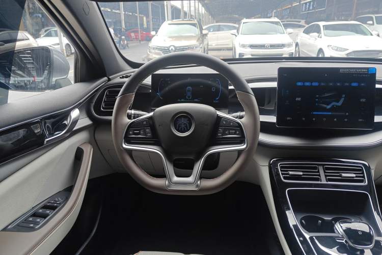 Used BYD Qin PLUS 2024 Honor Edition EV 420KM Leading Model