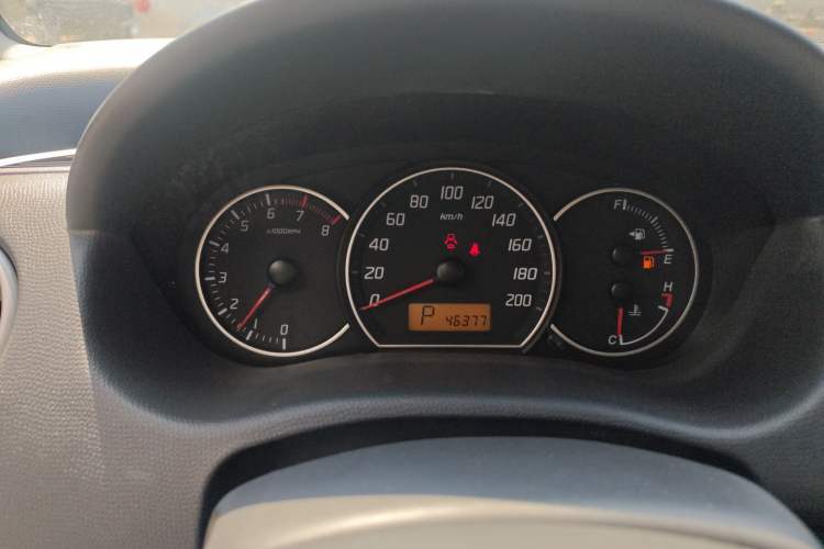 Used Suzuki Swift 2013 1.5L Automatic Standard Edition