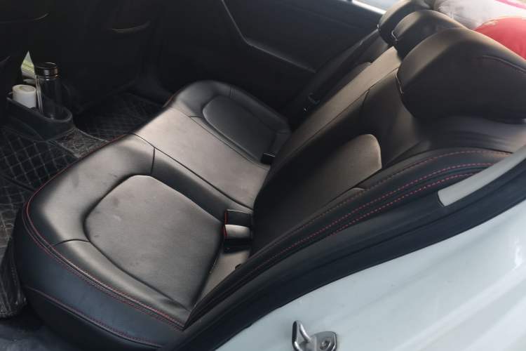 Used Volkswagen Jetta 2017 1.4L Manual Fashion Edition
