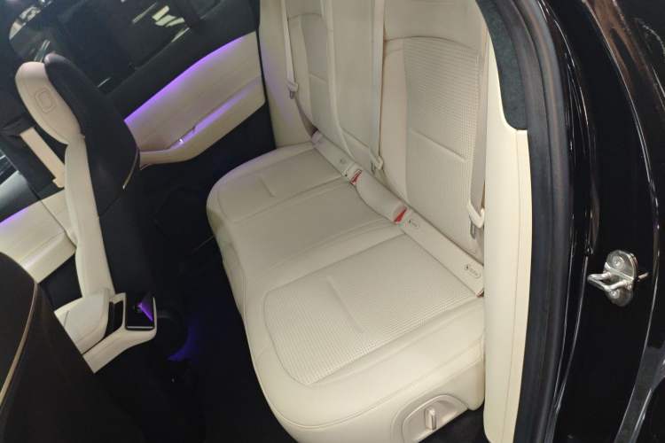 Used Nio ES6 2024 75 kWh
